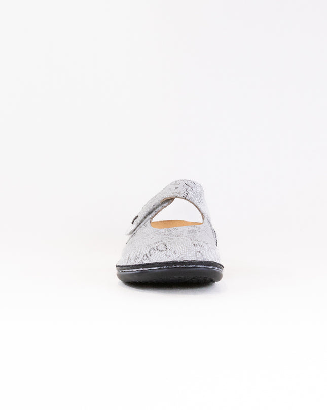 Finn Comfort Stanford Clog (Women's) - Words Bianco