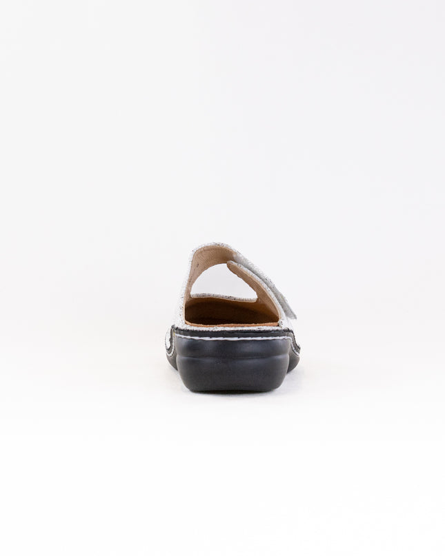 Finn Comfort Stanford Clog (Women's) - Words Bianco