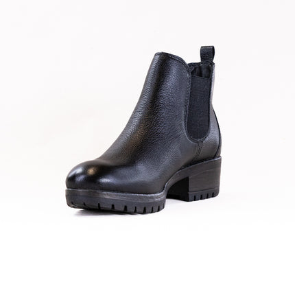 Salvia Cassy (Women's) - Black Pebbled Leather