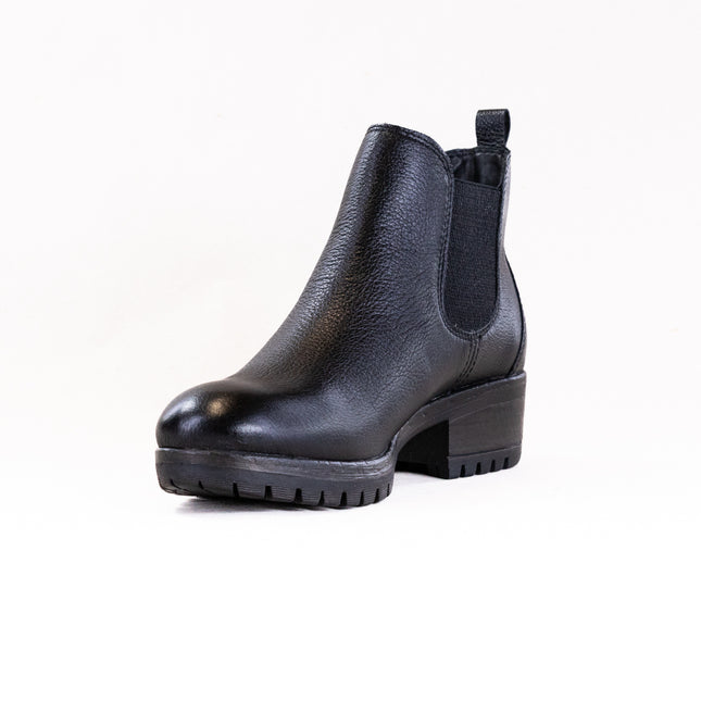 Salvia Cassy (Women's) - Black Pebbled Leather