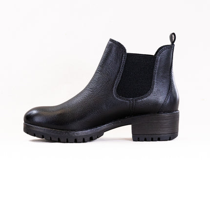 Salvia Cassy (Women's) - Black Pebbled Leather