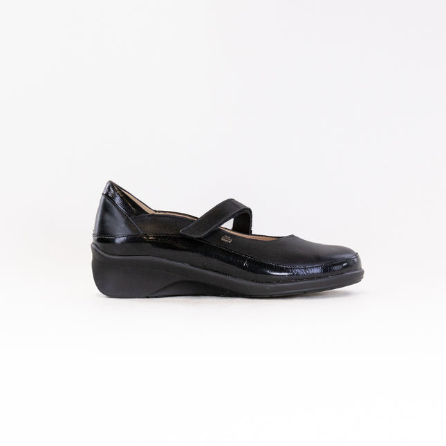 Finn Comfort Hempstead (Women's) - Black Leather