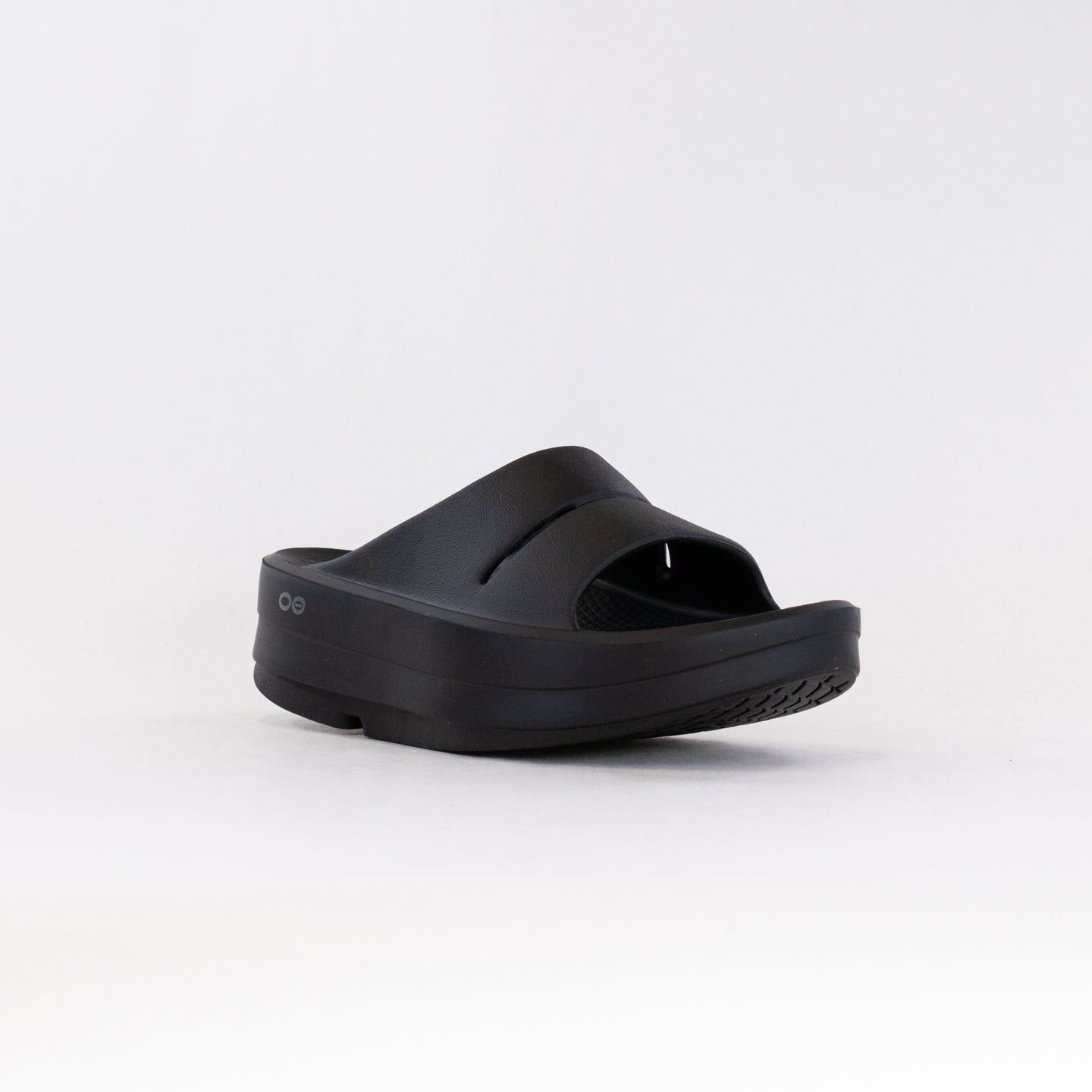 OOFOS OOMega Ooahh Sandal (Women's) - Black