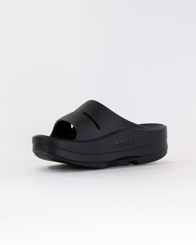 OOFOS OOMega Ooahh Sandal (Women's) - Black