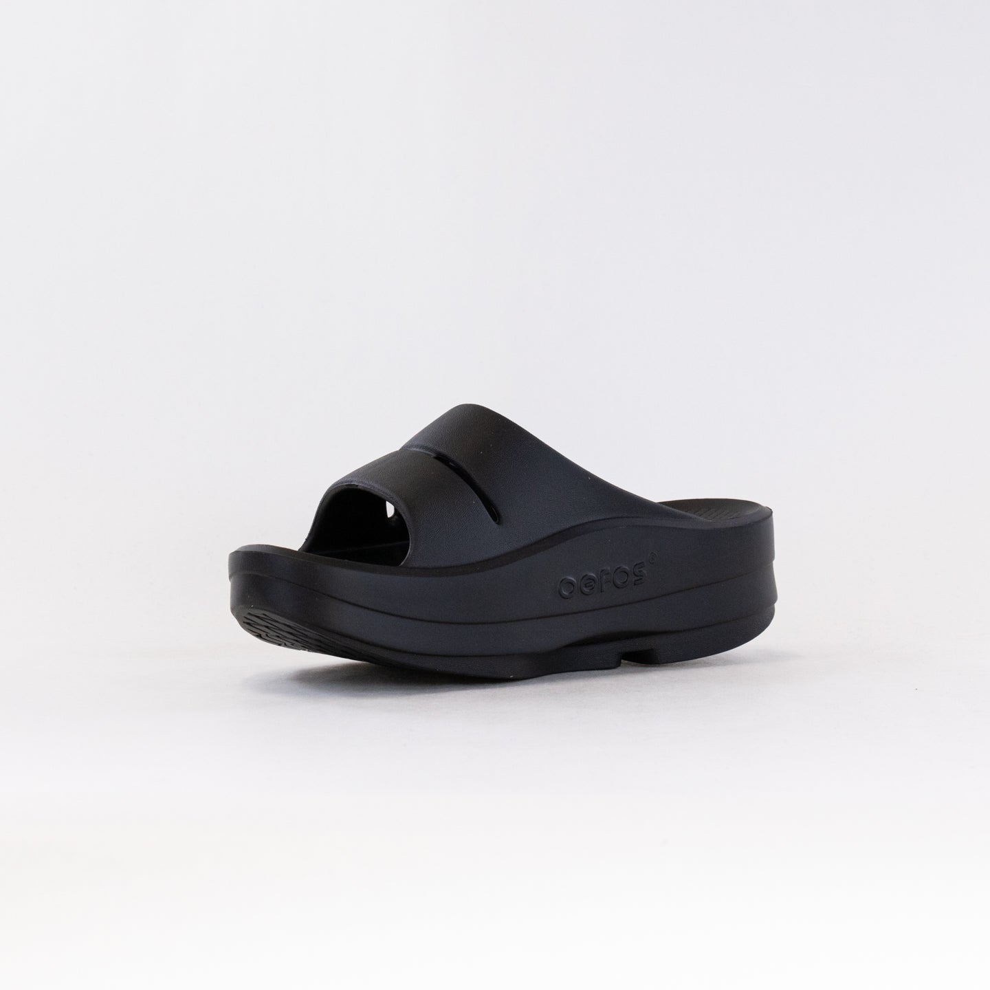 OOFOS OOMega Ooahh Sandal (Women's) - Black