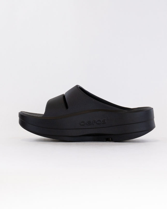 OOFOS OOMega Ooahh Sandal (Women's) - Black