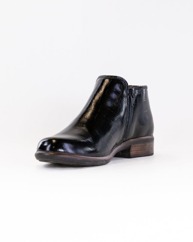 Naot Helm (Women's) - Black Croc Leather