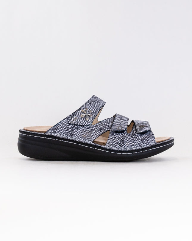 Finn Comfort Grenada (Women's) - Words Blue