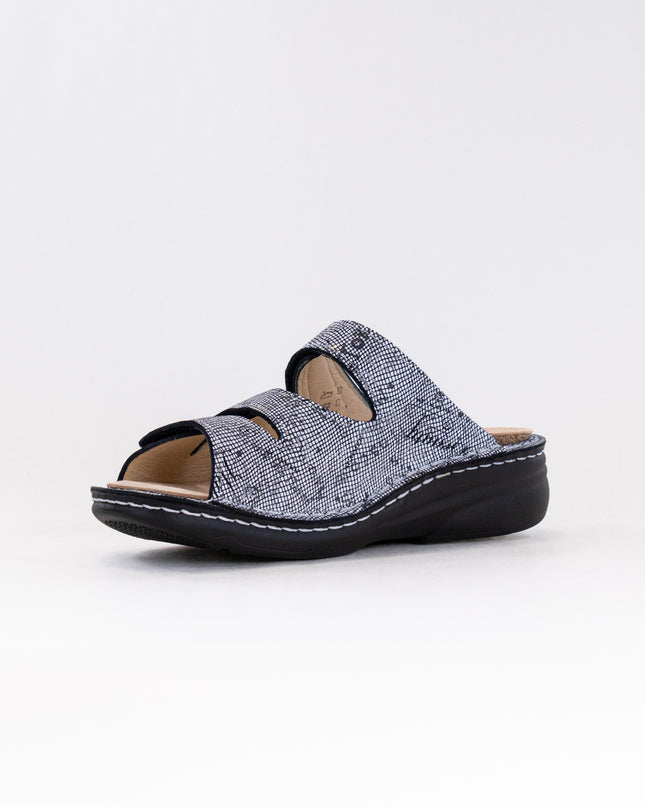Finn Comfort Grenada (Women's) - Words Blue