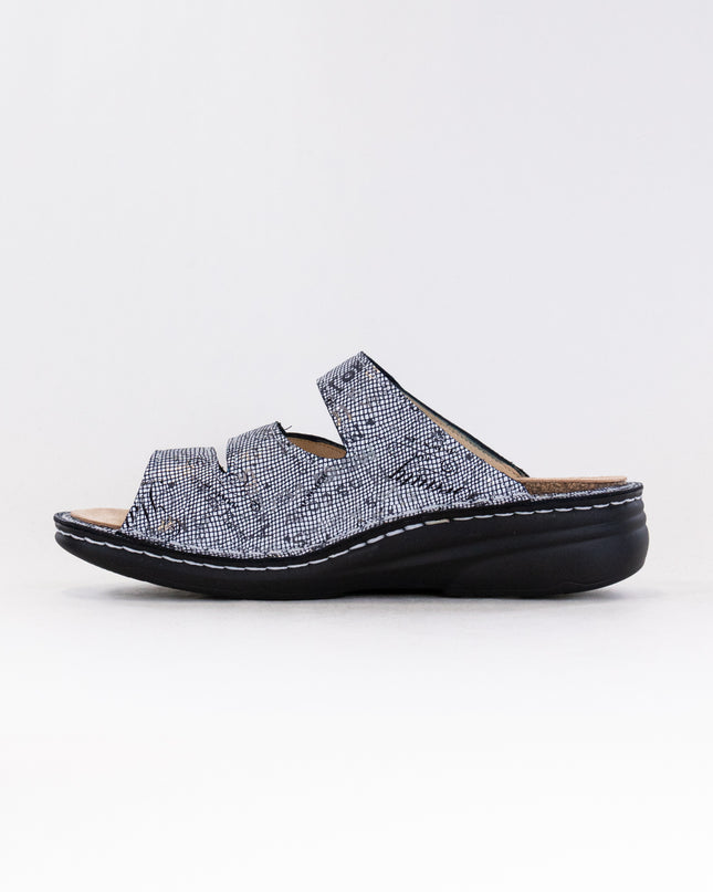 Finn Comfort Grenada (Women's) - Words Blue