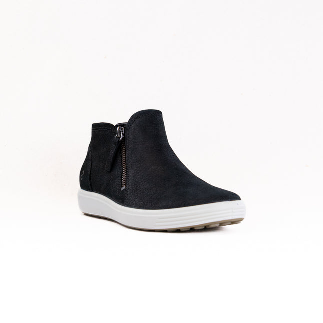 Ecco Soft 7 Side Zip Bootie (Women's) - Black