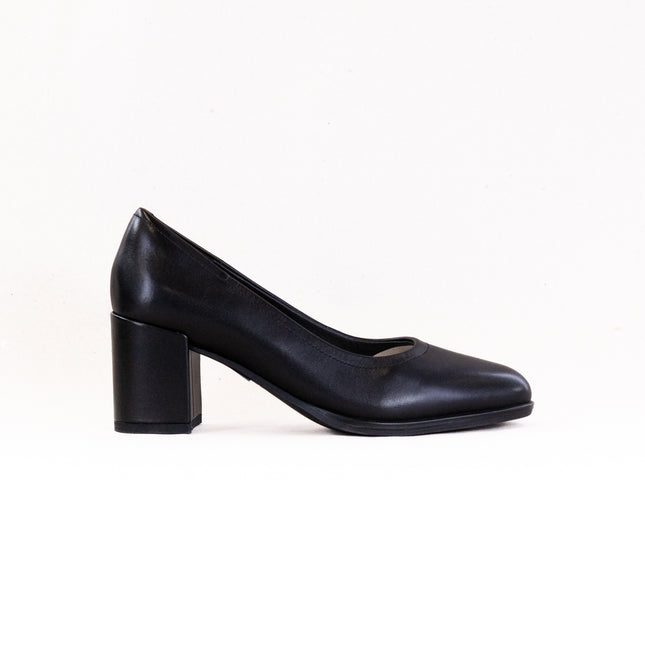 Clarks Freva55 Court (Women's) - Black Leather