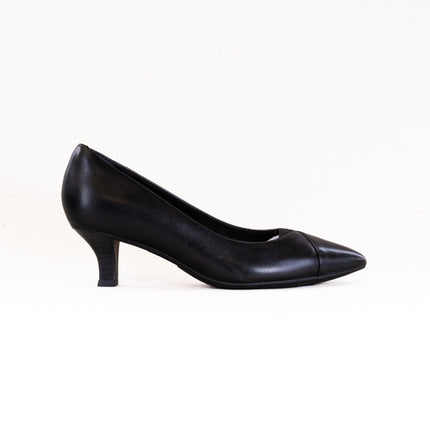 Clarks Noahh Rose (Women's) - Black Leather