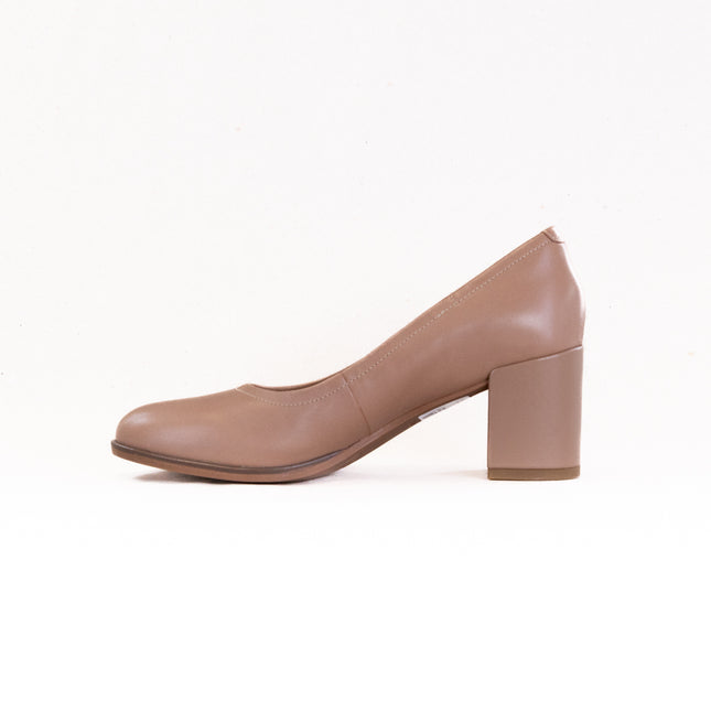 Clarks Freva55 Court (Women's) - Praline Leather
