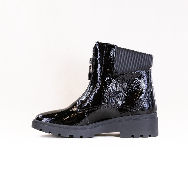 Clarks Calla Zip (Women's) - Black Crinkle Patent