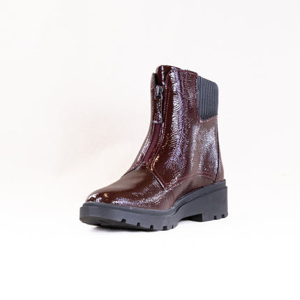 Clarks Calla Zip (Women's) - Burgundy Patent