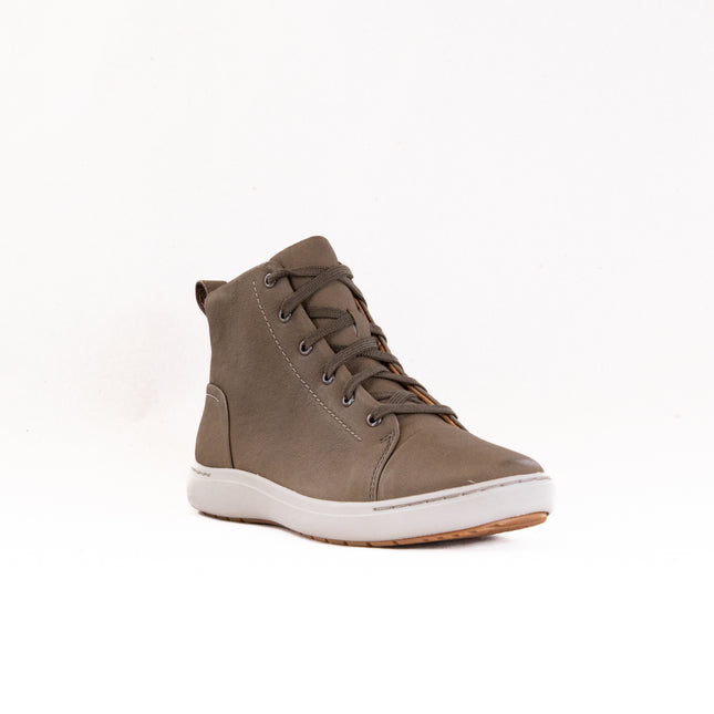 Clarks Nalle Vine Boot (Women's) - Dark Olive Leather