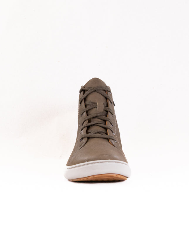 Clarks Nalle Vine Boot (Women's) - Dark Olive Leather