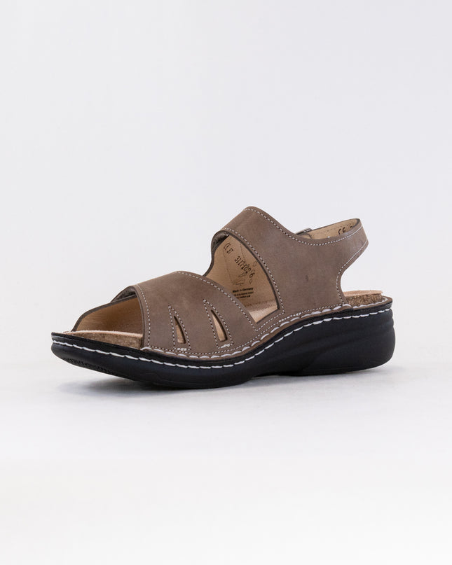 Finn Comfort Barbuda (Women's) - Gravel
