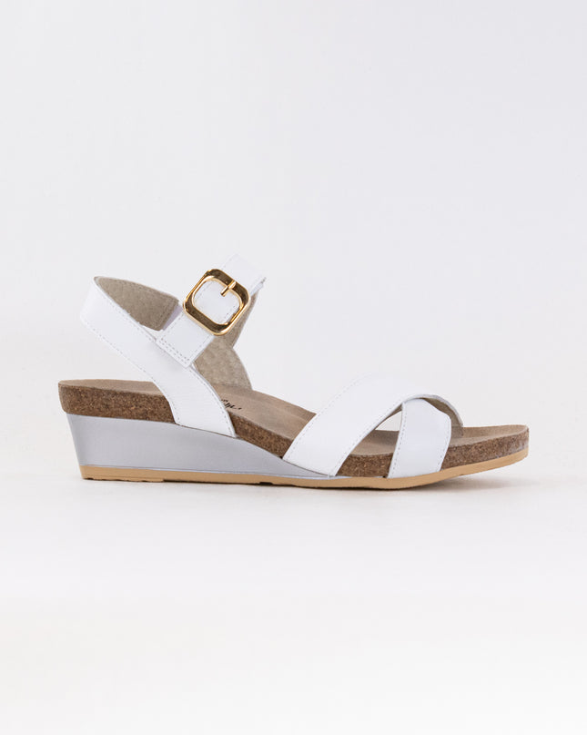 Naot Throne (Women's) - White