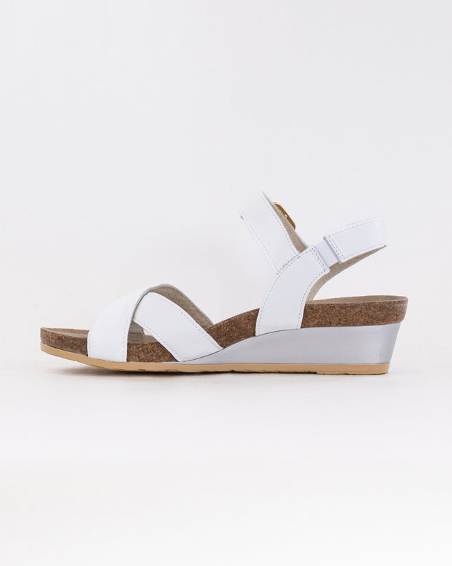 Naot Throne (Women's) - White