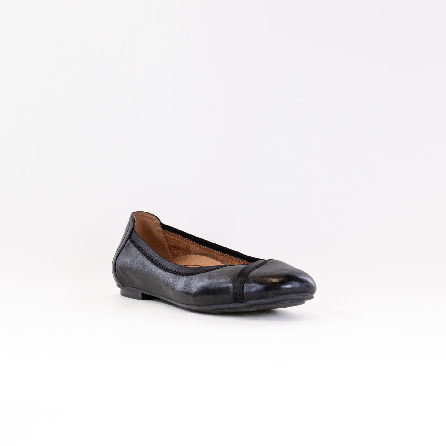 Vionic Caroll Ballet Flat (Women's) - Black