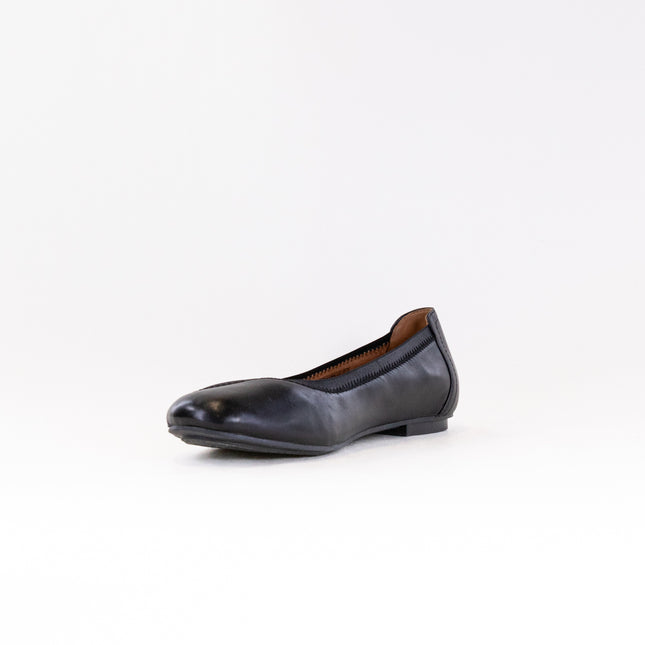 Vionic Caroll Ballet Flat (Women's) - Black