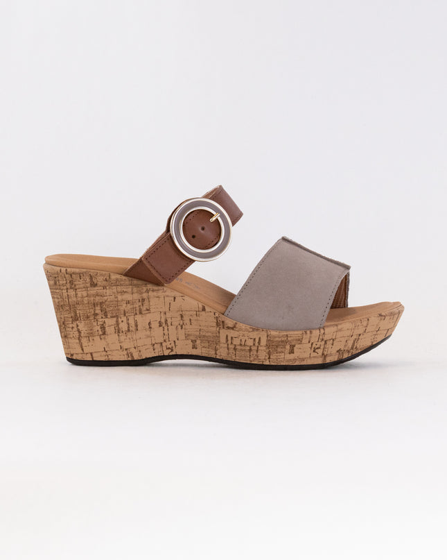 Naot Breezy (Women's) - Stone Nubuck/Caramel