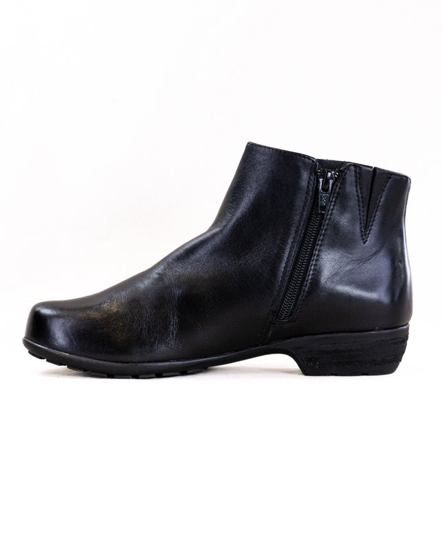 Ros Hommerson Ezra (Women's) - Black Leather