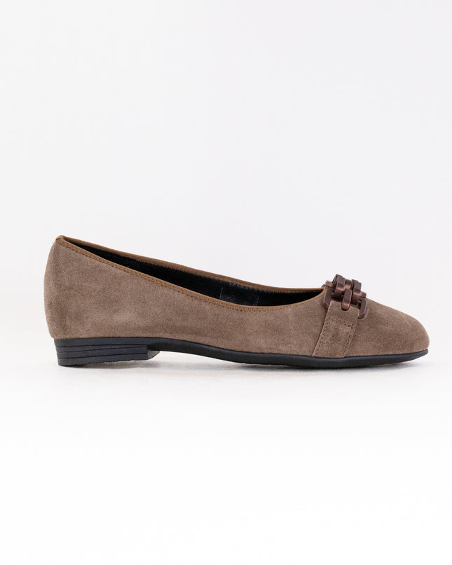 Ara Scout Chain Ballet Flat (Women's) - Sesame Suede