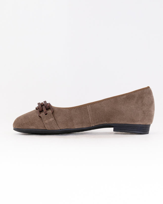 Ara Scout Chain Ballet Flat (Women's) - Sesame Suede