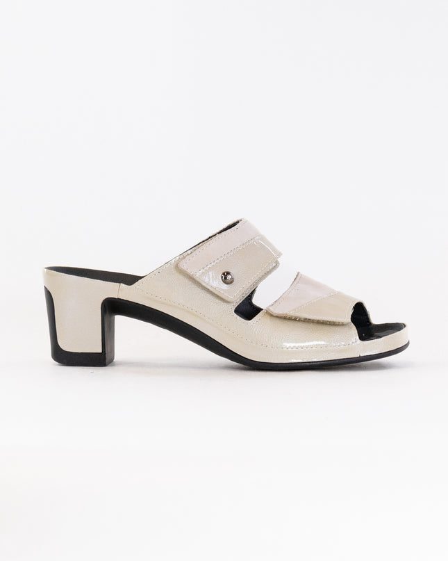 Vital Joy Mule Sandal (Women's) - Apache Creme Nubuck/Patent Leather