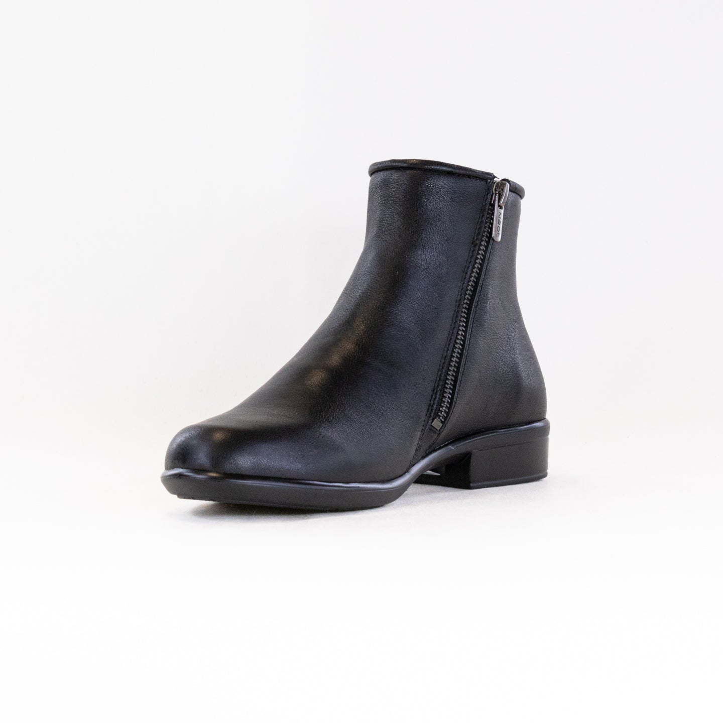 Naot Norther (Women's) - Black Leather