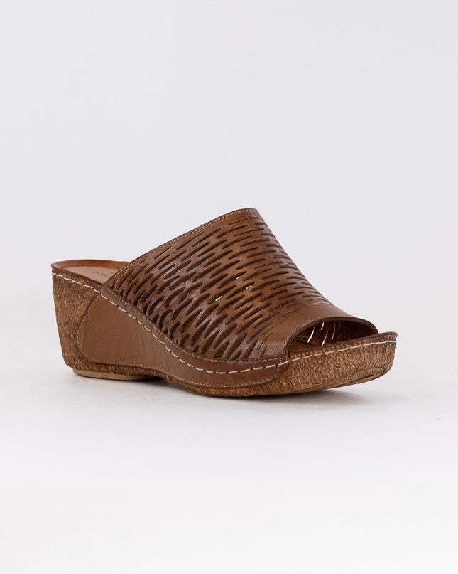 Spring Step Cunacena (Women's) - Brown