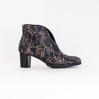 3.5 (US 6) / G (Medium) / TITAN METALLIC SUEDE