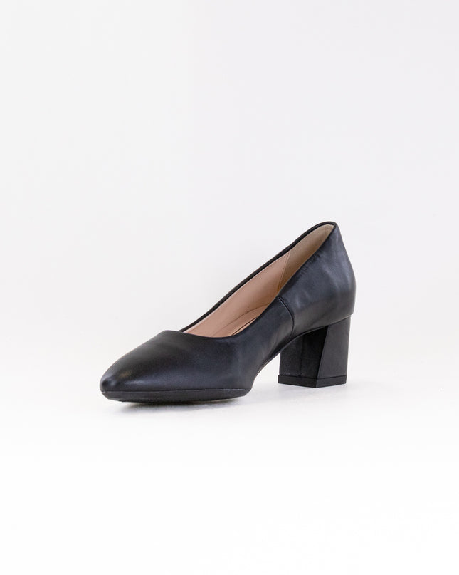 Ara Lichfield Pump (Women's) - Black Leather