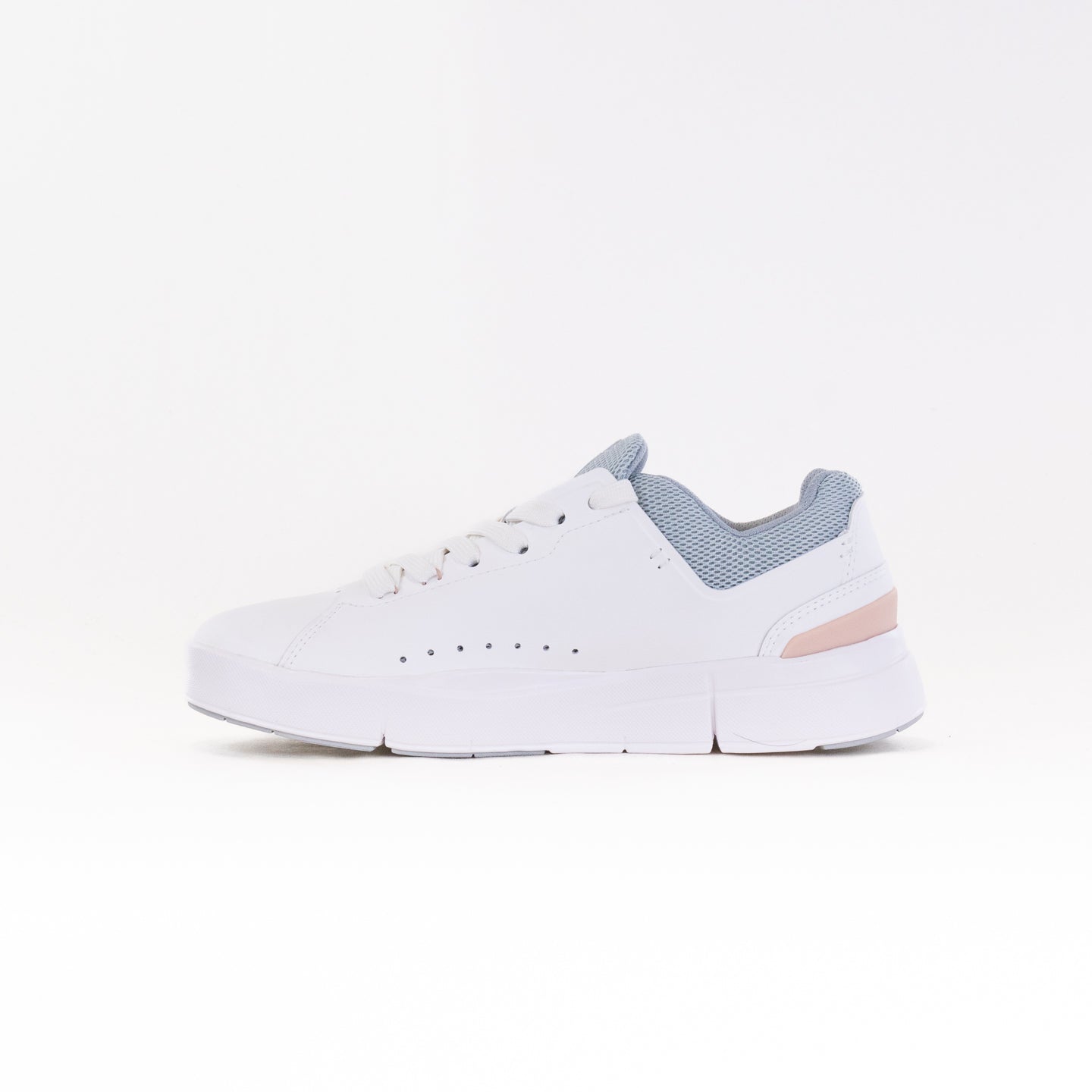 On The Roger Advantage (Women's) - White/Rosehip