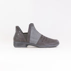 36 / FOG GRAY LEATHER