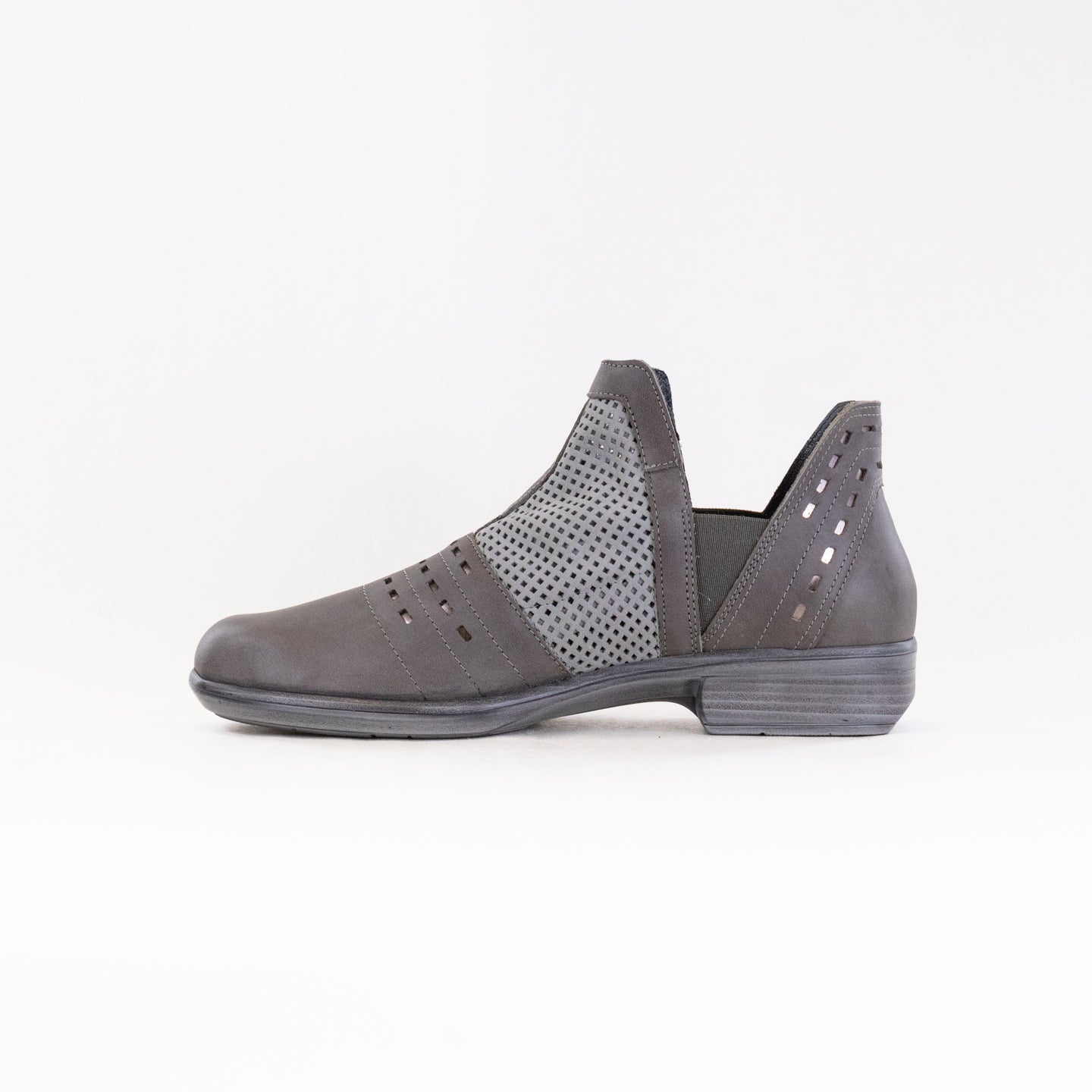 Naot Rivotra (Women's) - Fog Gray Leather