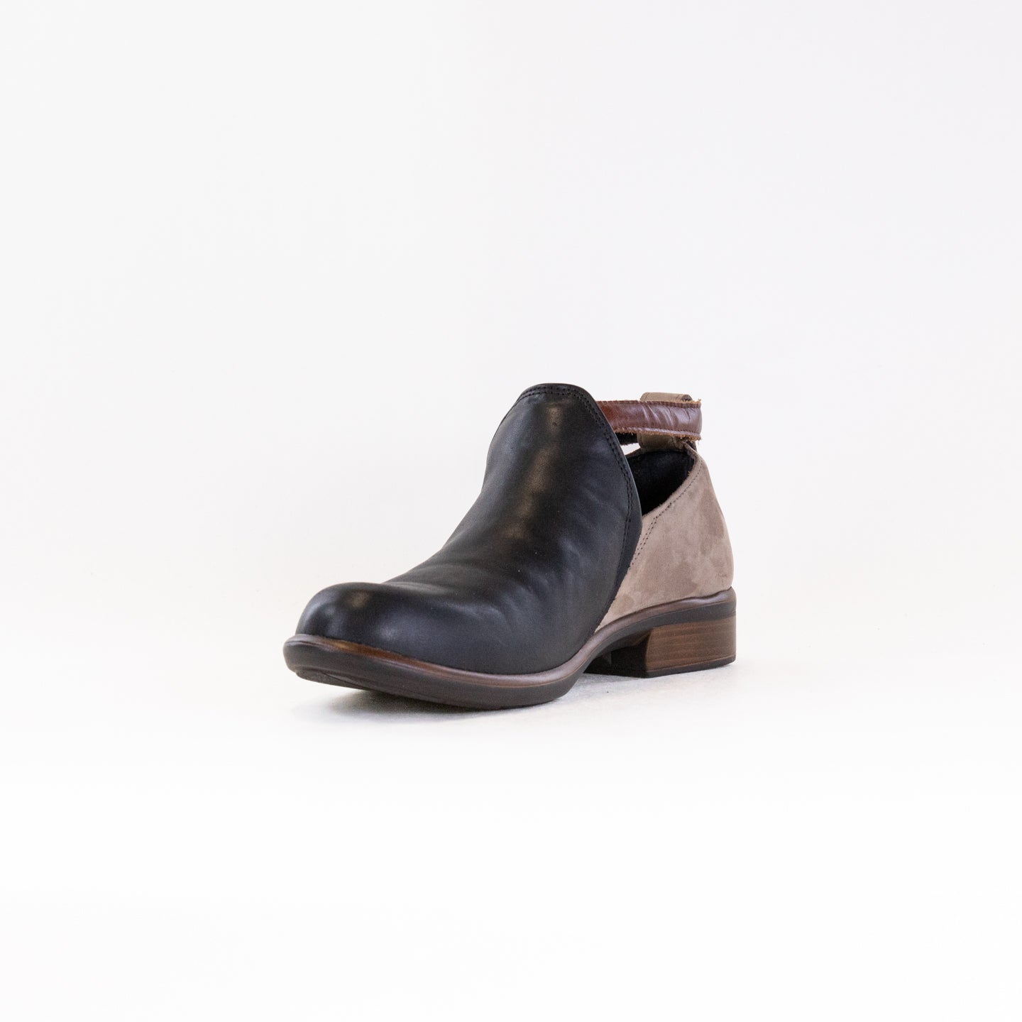 Naot Kamsin (Women's) - Black Raven/Stone Nubuck/Luggage Brown