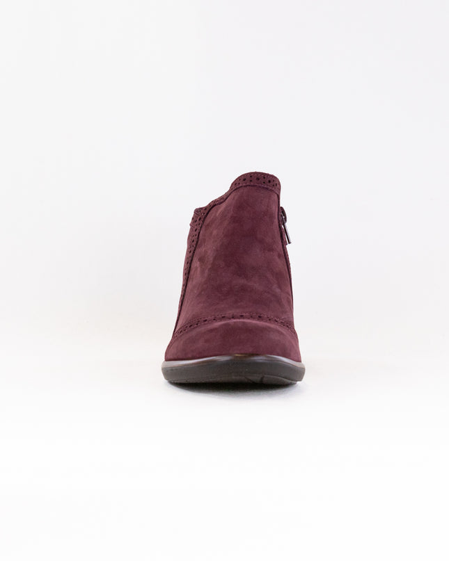 Naot Nefasi (Women's) - Violet Nubuck