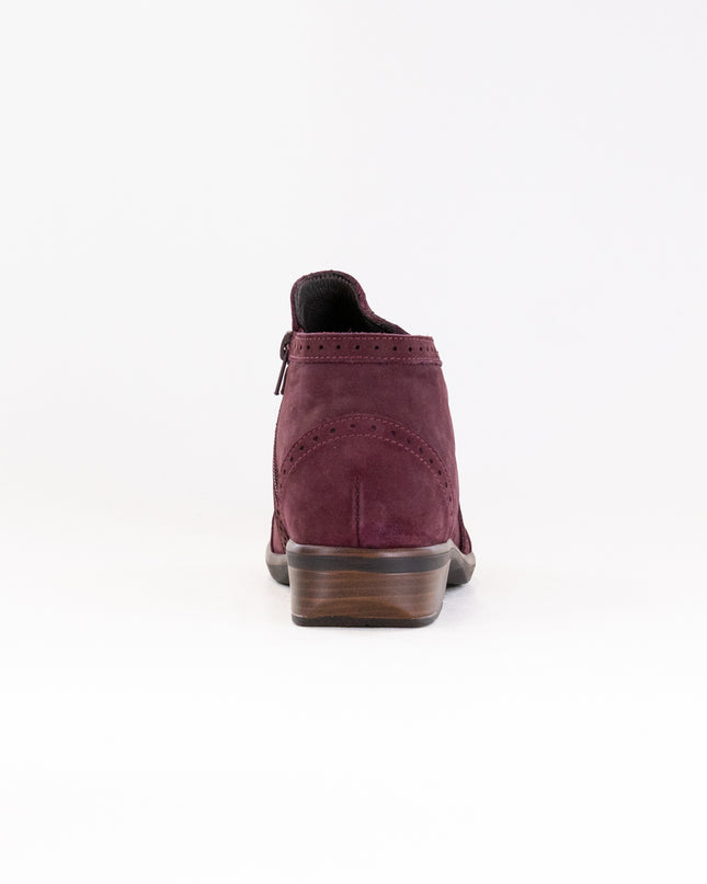 Naot Nefasi (Women's) - Violet Nubuck