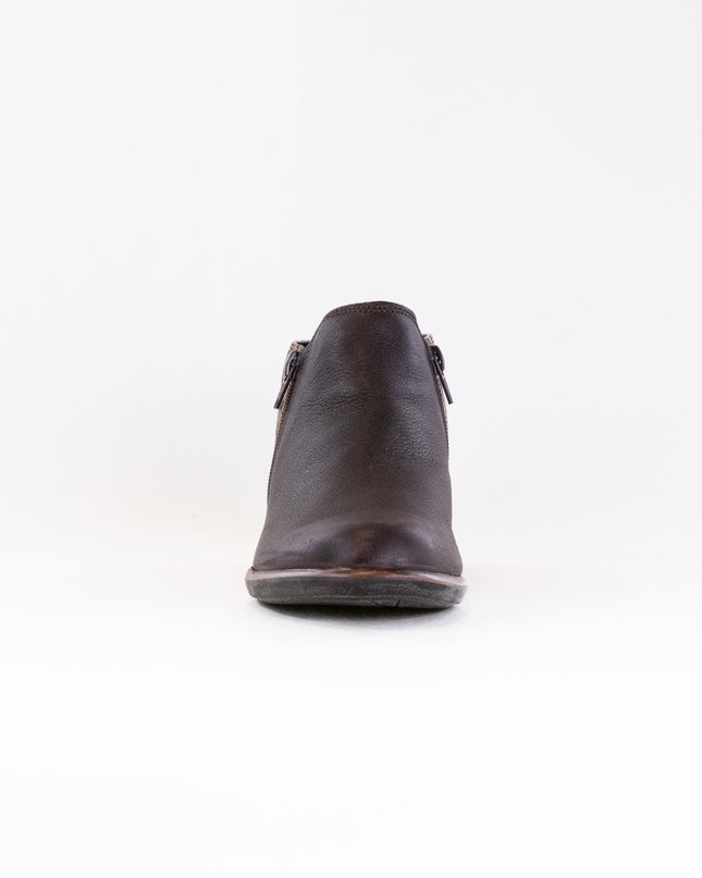 Naot Helm (Women's) - Cheetah Sue/Soft Brown