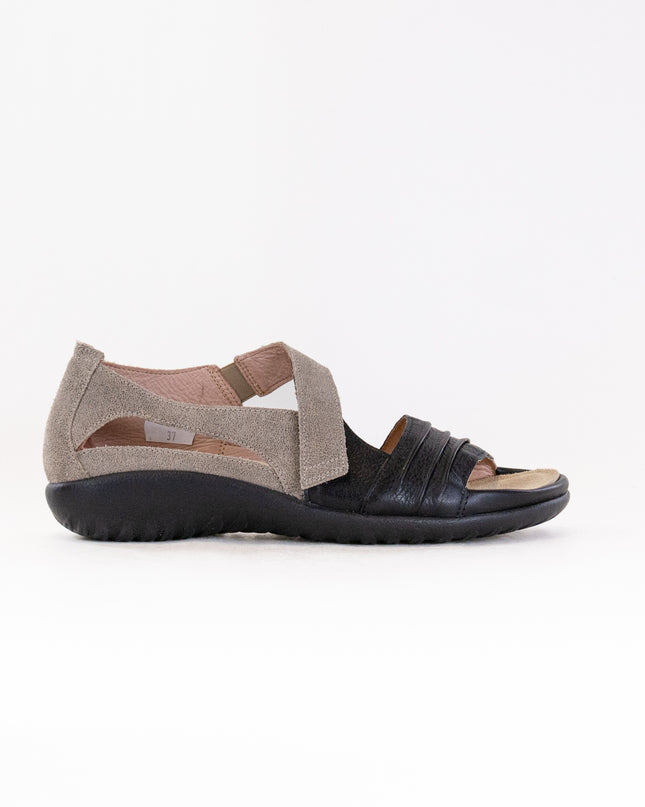 Naot Papaki (Women's) - Speckled Beige/Soft Black Leather