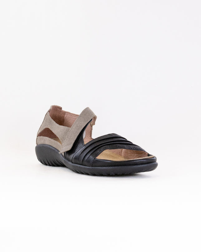 Naot Papaki (Women's) - Speckled Beige/Soft Black Leather