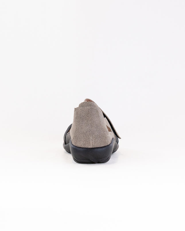 Naot Papaki (Women's) - Speckled Beige/Soft Black Leather