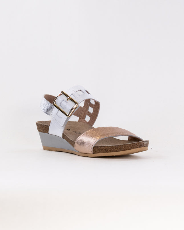 Naot Dynasty (Women's) - Rose Gold/Pearl White
