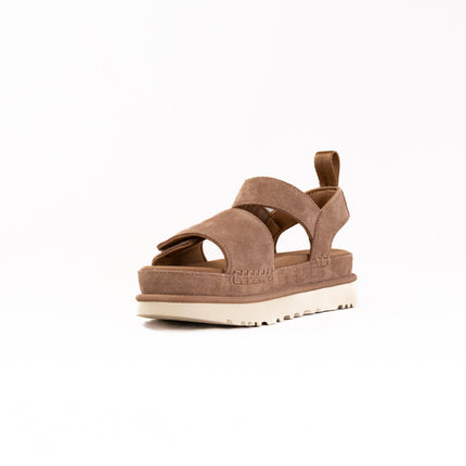 UGG Goldenstar (Women's) - Chestnut
