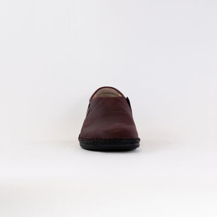 Finn Comfort Newport (Women's) - Bordeaux Leather