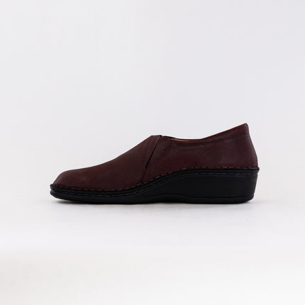 Finn Comfort Newport (Women's) - Bordeaux Leather